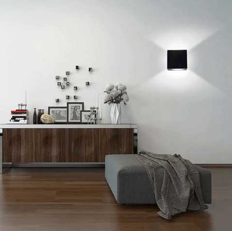 Minimalistic Wall Light